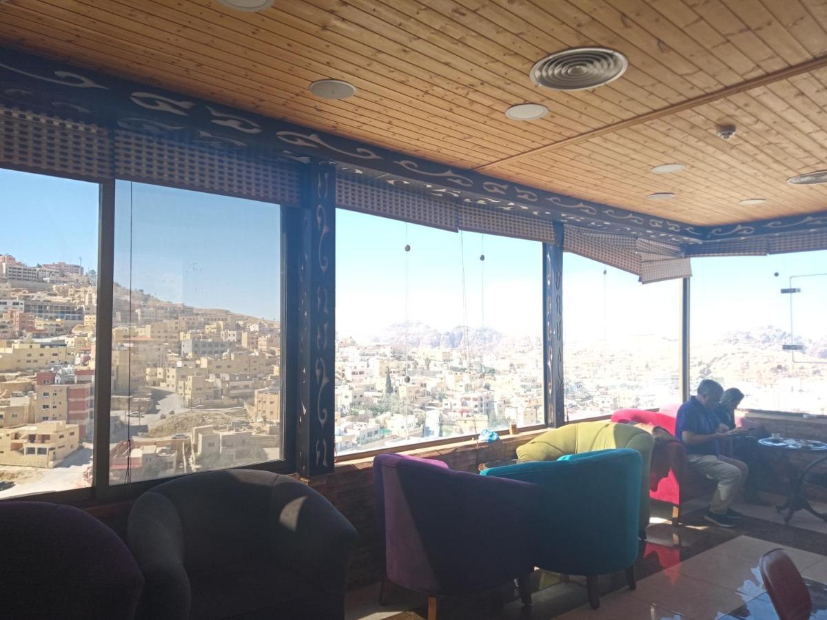 Petra Visitors Hotel Wadi Musa Bagian luar foto